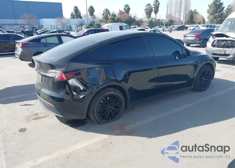 2021 Tesla Model Y Standard Range Rear-Wheel Drive from USA, damaged, VIN 5YJYGDEDXMF116296